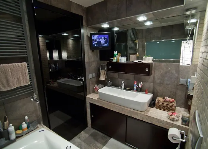 Lägenhet Deluxe Boutique , Jacuzzi, Private Parking, Fireplace *