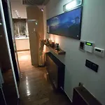 Deluxe Boutique , Jacuzzi, Private Parking, Fireplace Apartament Salonic