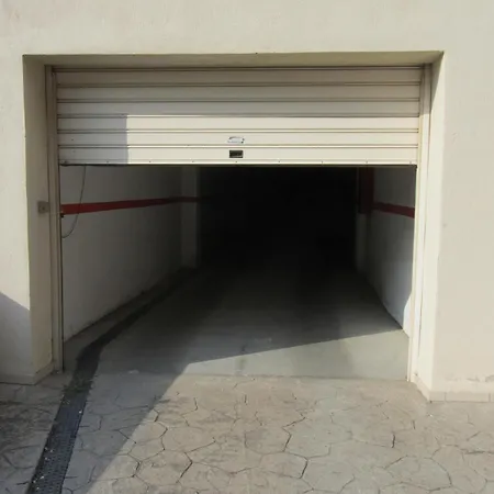 Deluxe Boutique , Jacuzzi, Private Parking, Fireplace سالونيك