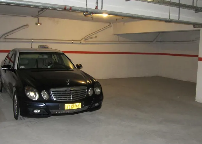 Deluxe Boutique , Jacuzzi, Private Parking, Fireplace Apartamento Tesalónica