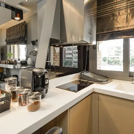 Deluxe Boutique , Jacuzzi, Private Parking, Fireplace * 塞萨洛尼基