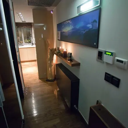 Deluxe Boutique , Jacuzzi, Private Parking, Fireplace Апартаменты Салоники