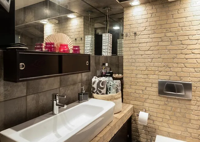 Deluxe Boutique , Jacuzzi, Private Parking, Fireplace 公寓