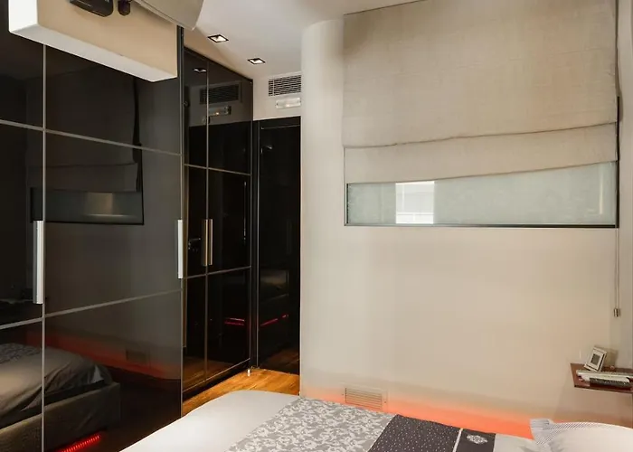公寓 Deluxe Boutique , Jacuzzi, Private Parking, Fireplace 塞萨洛尼基
