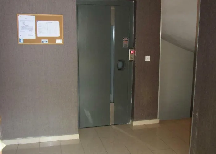 公寓 Deluxe Boutique , Jacuzzi, Private Parking, Fireplace *